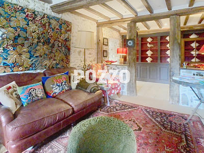 Maison - 277 m² - 6 pièces