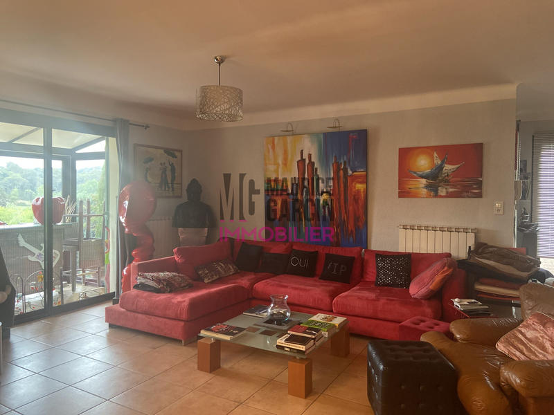 Maison - 294 m² - 12 pièces