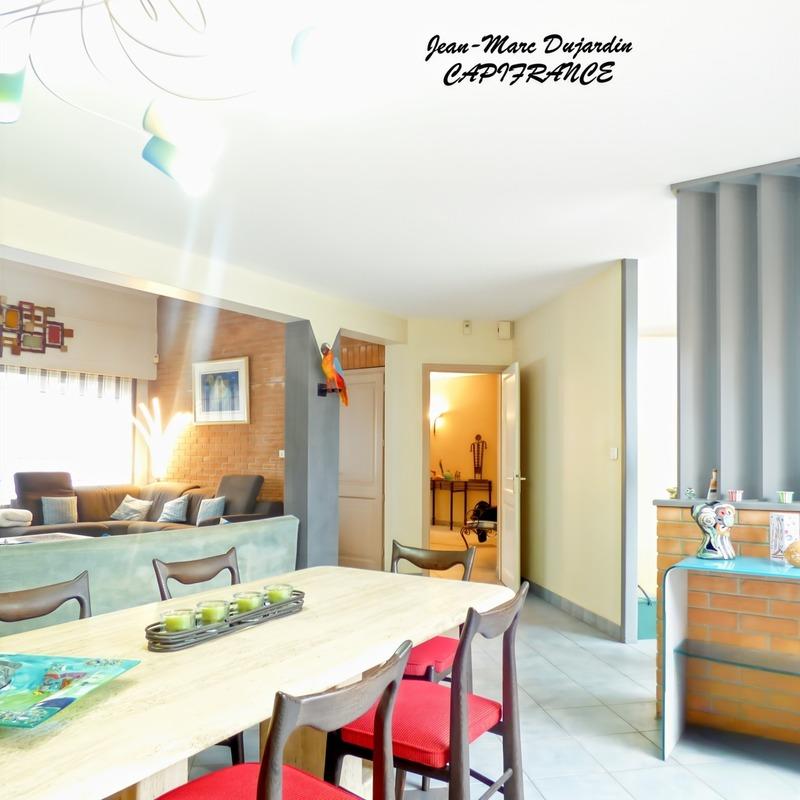 Villa - 250 m² - 8 pièces