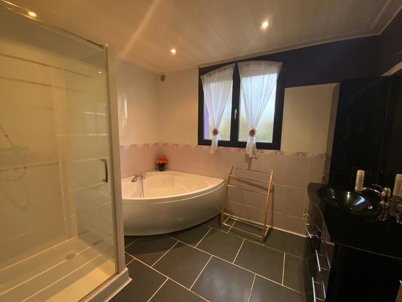 Maison - 135 m² - 5 pièces