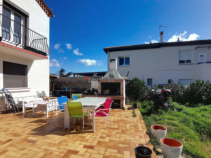 Maison traditionnelle - 160 m² - 9 pièces