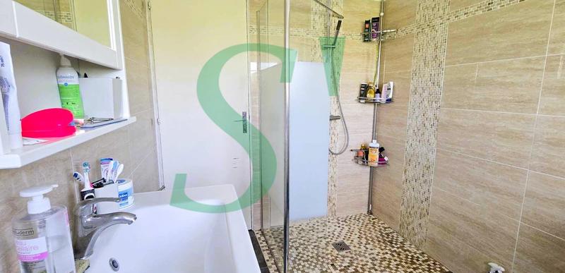 Maison - 177 m² - 7 pièces