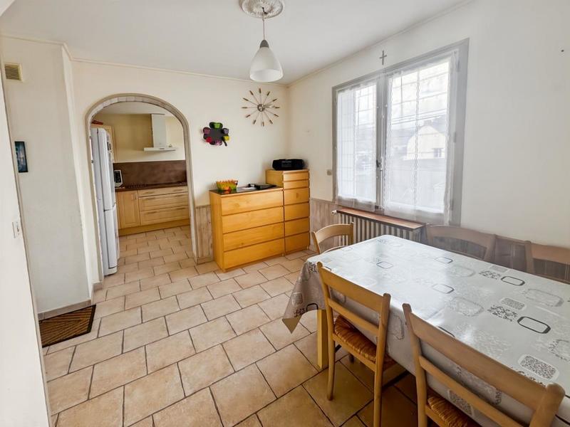 Maison - 110 m² - 4 pièces