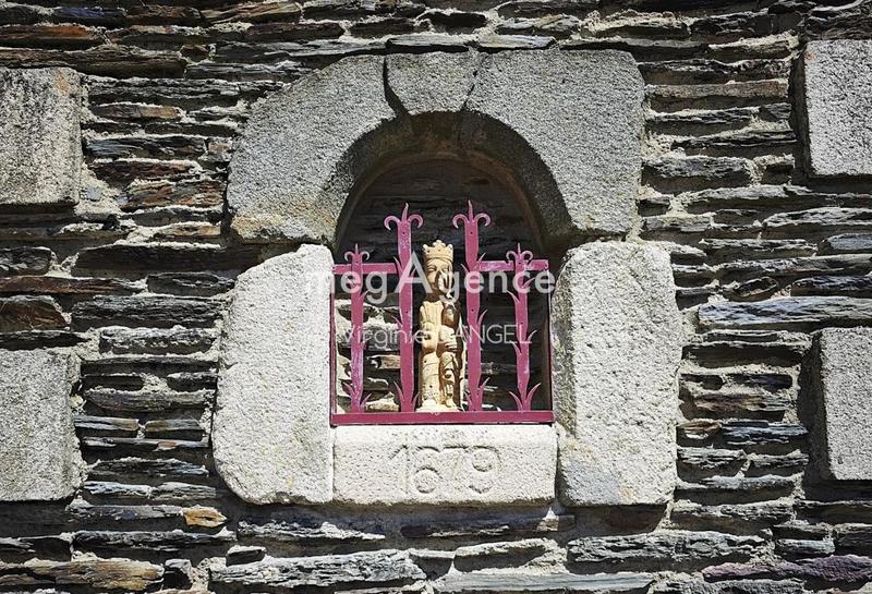 Maison - 280 m² - 10 pièces