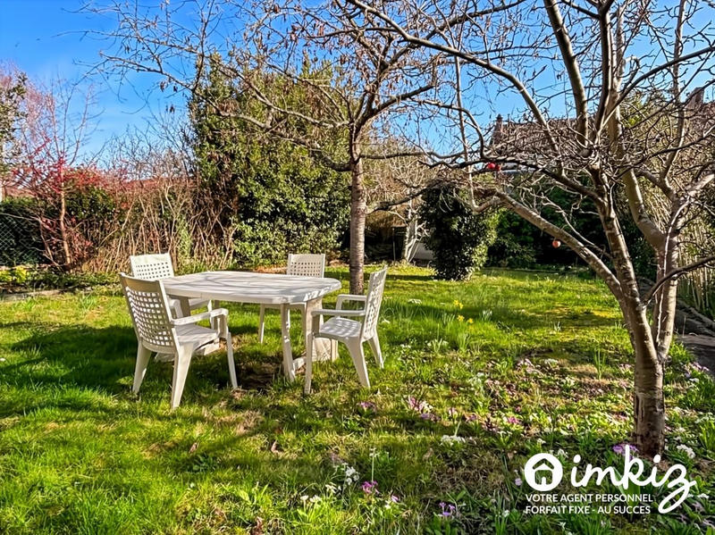 Maison - 231 m² - 7 pièces