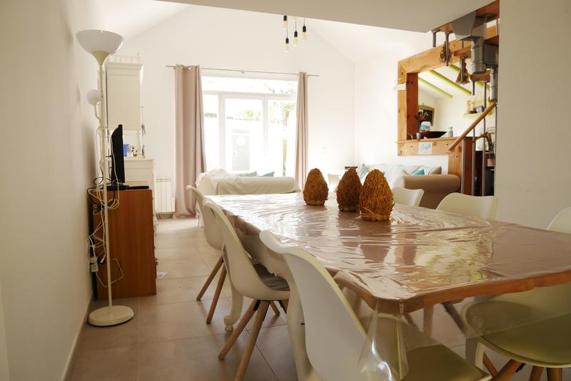 Maison traditionnelle - 75 m² - 4 pièces