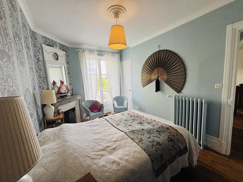 Maison ancienne - 200 m² - 8 pièces