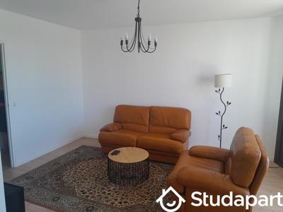 Appartement - 70 m² - 4 pièces