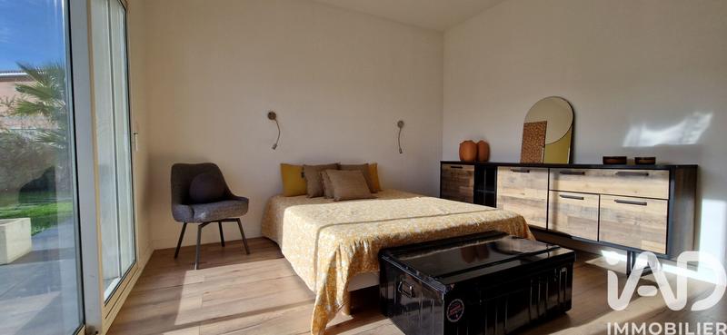 Maison - 228 m² - 6 pièces