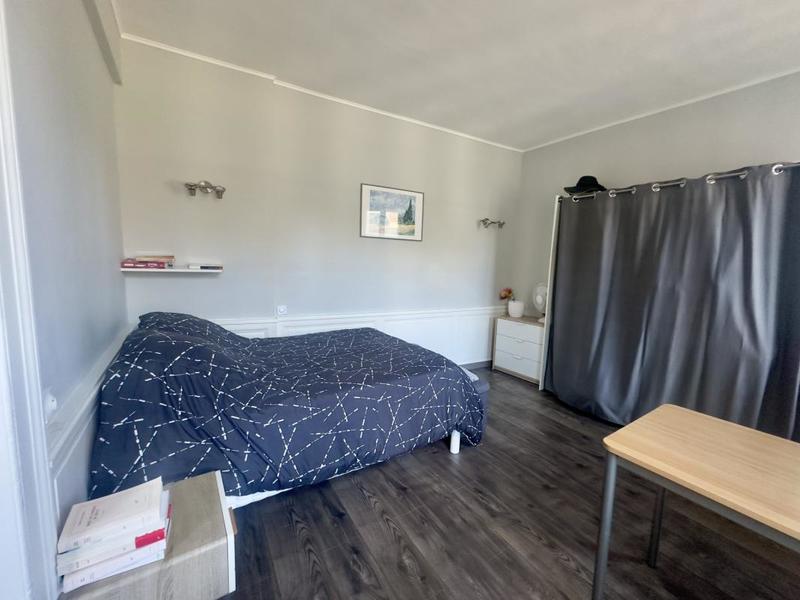 Appartement ancien - 87 m² - 4 pièces