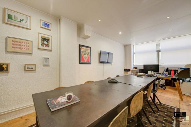 Loft - 255 m² - 2 pièces