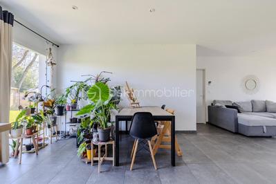 Maison - 103 m² - 5 pièces