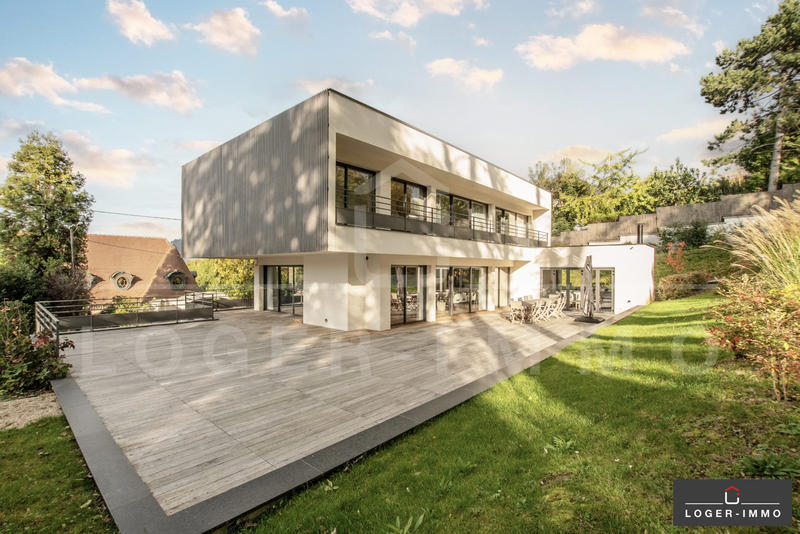 Villa - 318 m² - 7 pièces