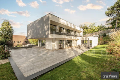 Villa - 318 m² - 7 pièces