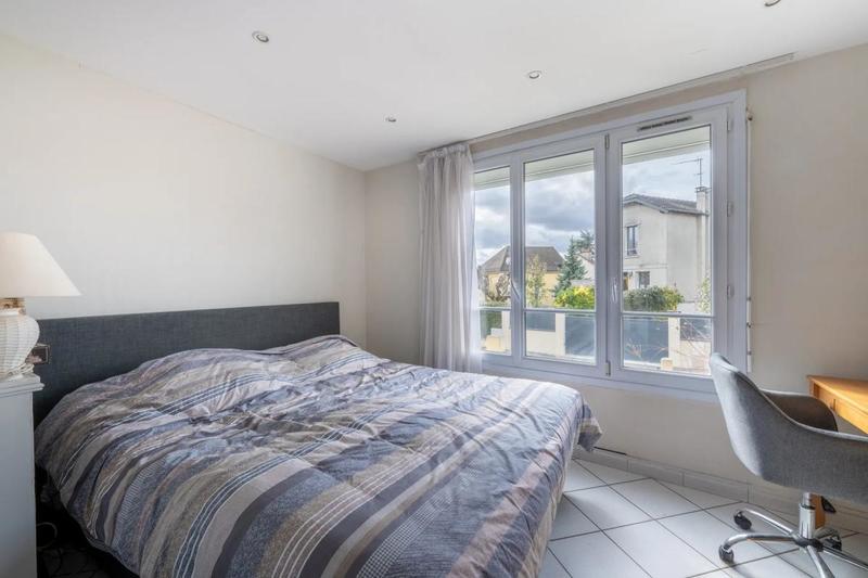 Maison - 187 m² - 8 pièces