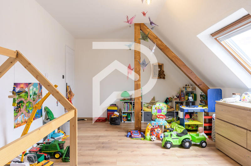 Appartement - 125 m² - 5 pièces