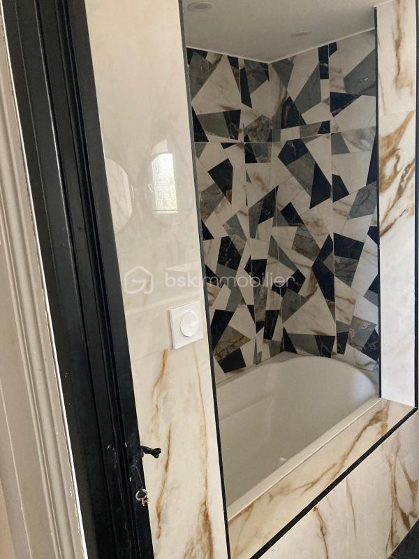 Maison de ville - 108 m² - 5 pièces