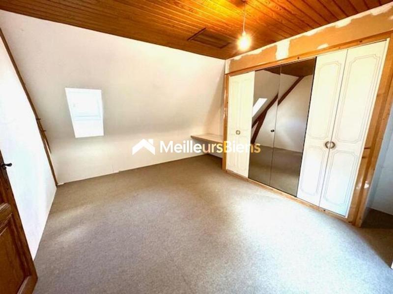 Propriété - 192 m² - 12 pièces
