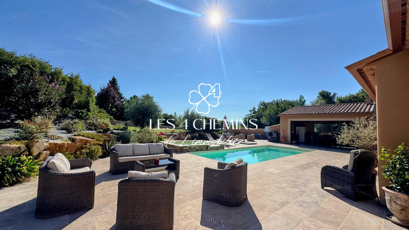 Villa - 140 m² - 4 pièces