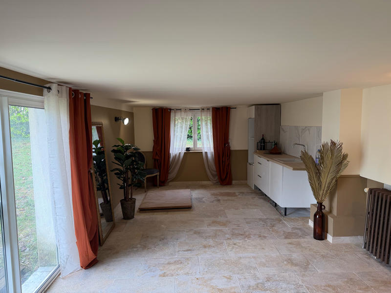 Maison - 200 m² - 8 pièces