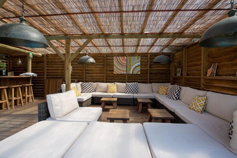 Maison - 251 m² - 10 pièces