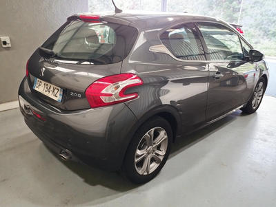 Peugeot 208 1.6 Vti 120 Allure 3p