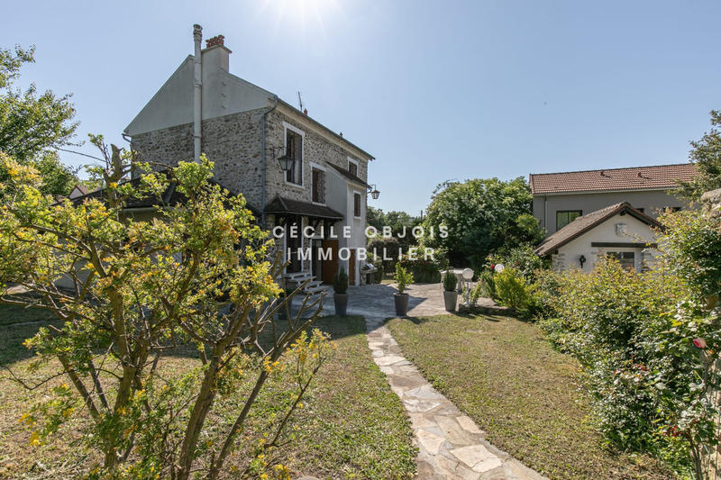 Maison ancienne - 272 m² - 9 pièces