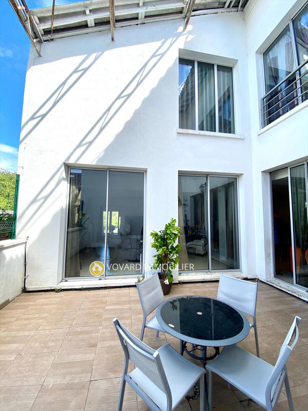 Maison - 193 m² - 5 pièces