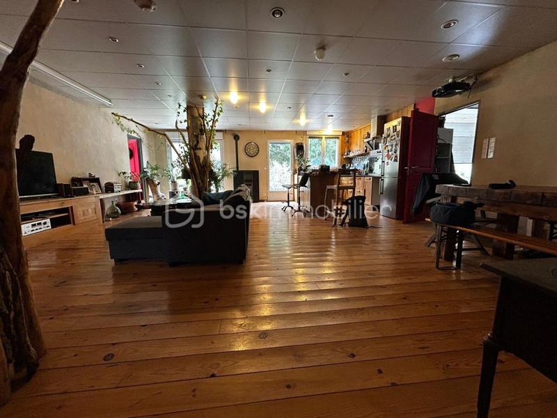 Maison - 163 m² - 7 pièces