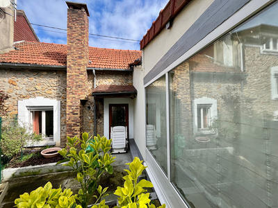 Maison - 98 m² - 4 pièces