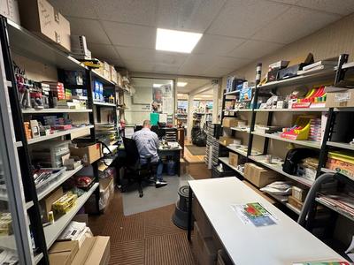 Local commercial - 130 m² - 4 pièces