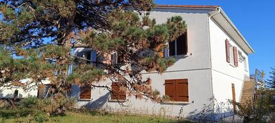 Maison - 120 m² - 6 pièces