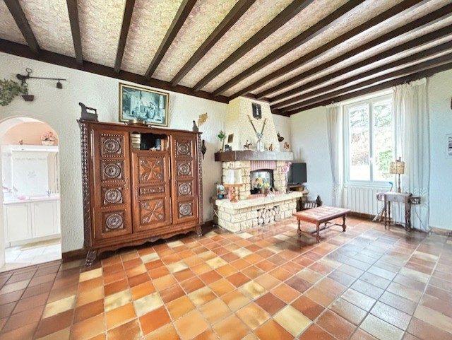 Maison ancienne - 160 m² - 6 pièces