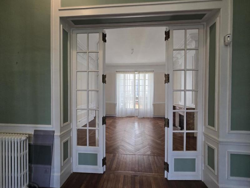 Maison bourgeoise - 330 m² - 10 pièces