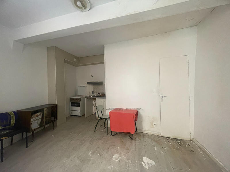 Immeuble - 7 pièces