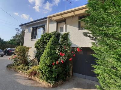 Pavillon - 177 m² - 7 pièces