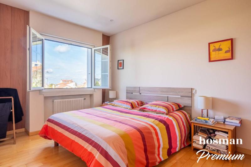 Maison - 184 m² - 6 pièces