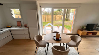 Appartement - 93 m² - 5 pièces