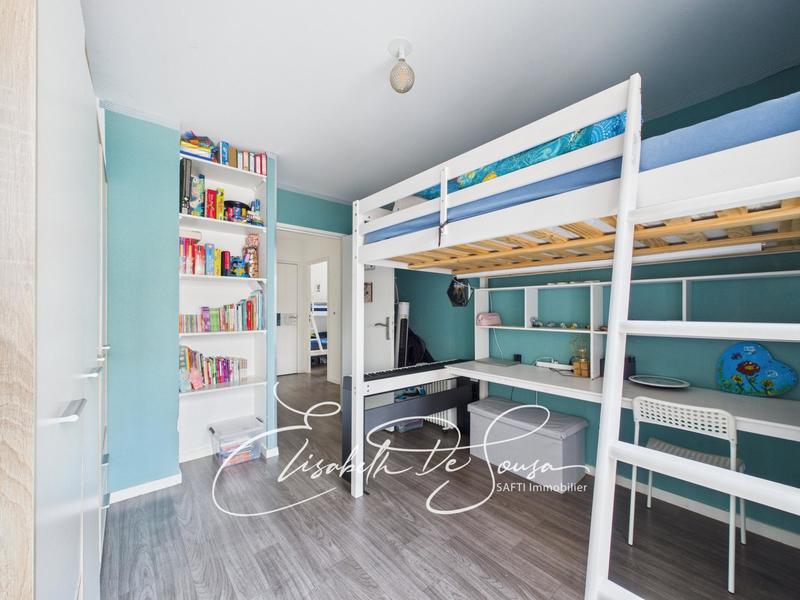 Appartement - 76 m² - 4 pièces