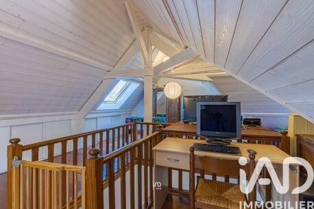 Maison - 185 m² - 8 pièces