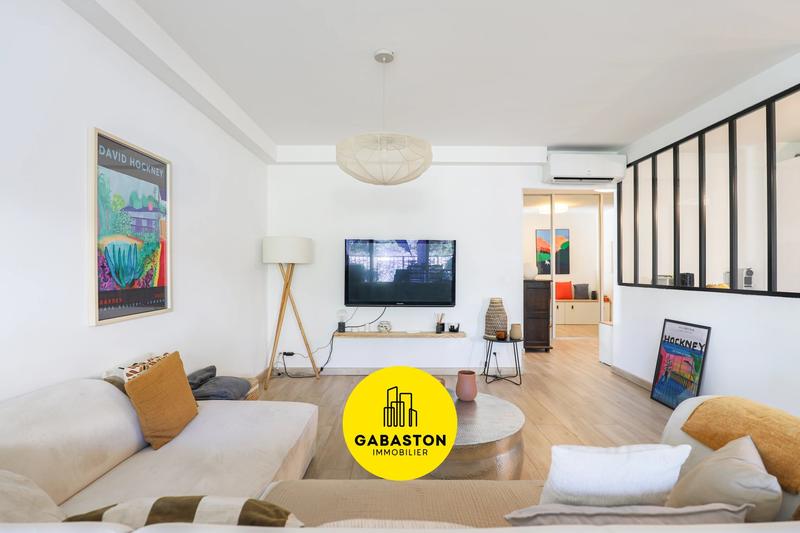 Appartement - 85 m² - 4 pièces