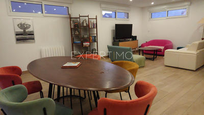 Maison - 199 m² - 6 pièces