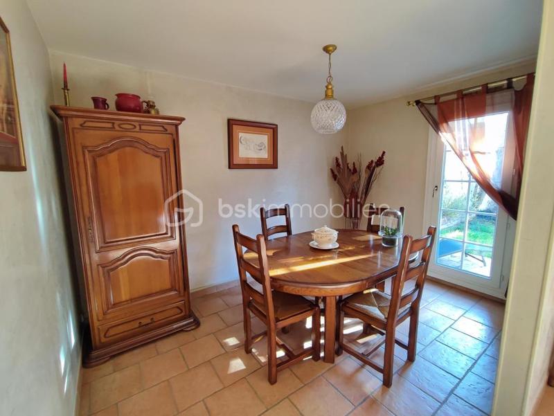 Maison - 96 m² - 6 pièces
