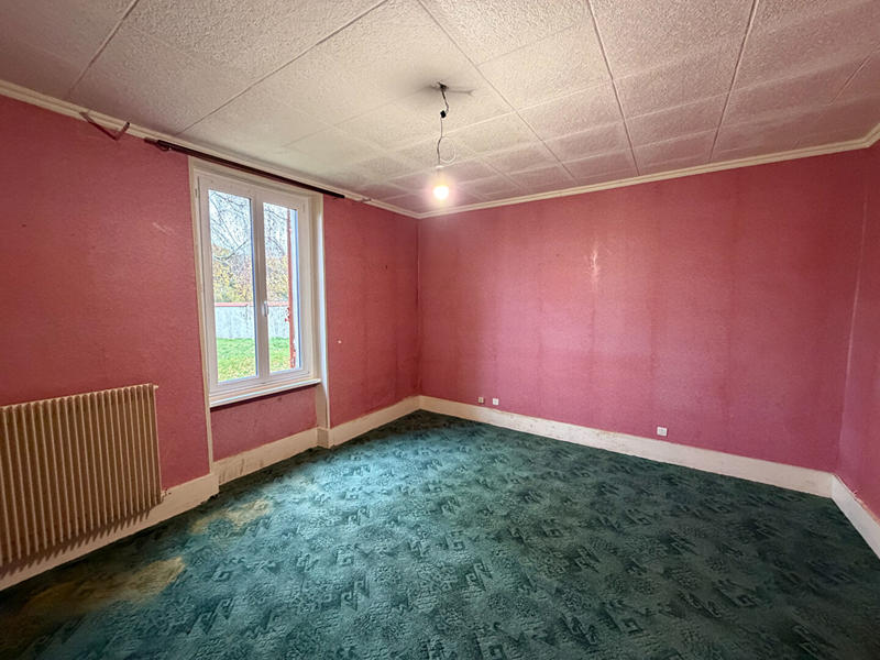 Maison - 104 m² - 10 pièces