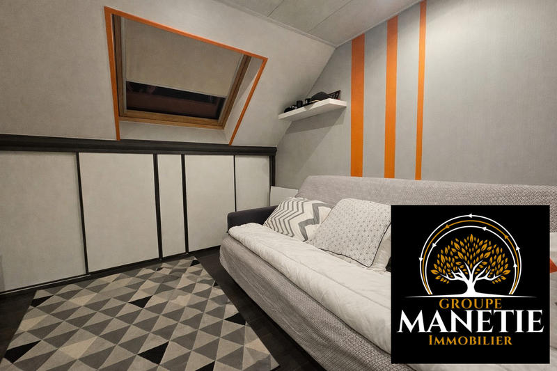 Maison traditionnelle - 139 m² - 6 pièces