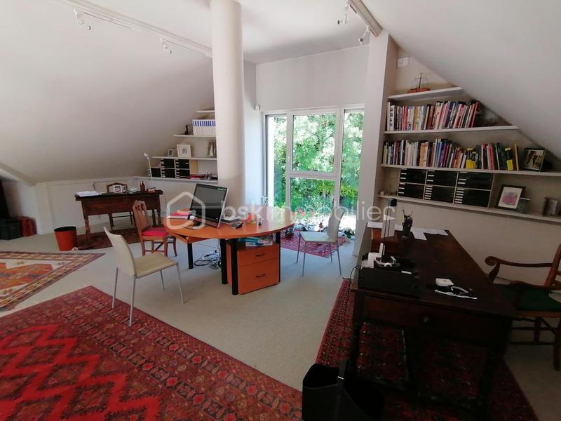 Maison d'architecte - 255 m² - 6 pièces