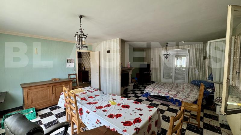 Maison - 120 m² - 9 pièces