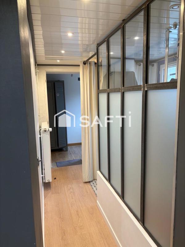 Maison - 205 m² - 10 pièces