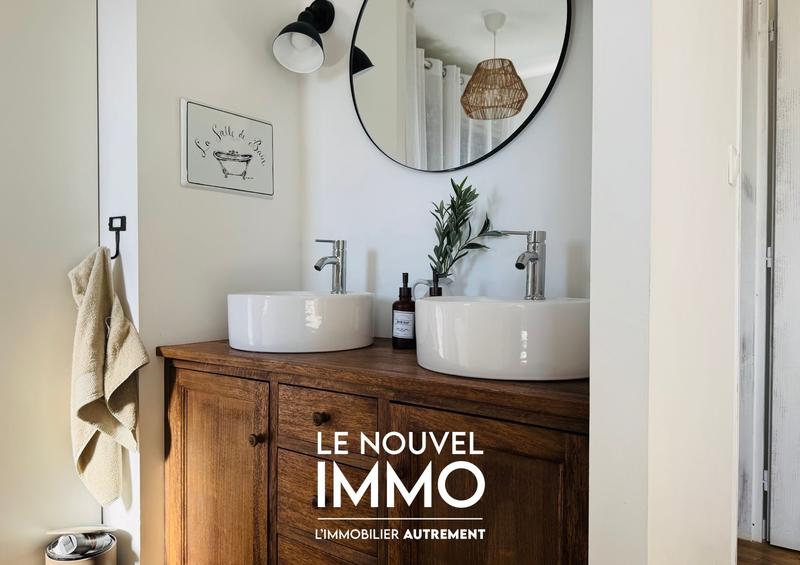 Maison - 104 m² - 4 pièces