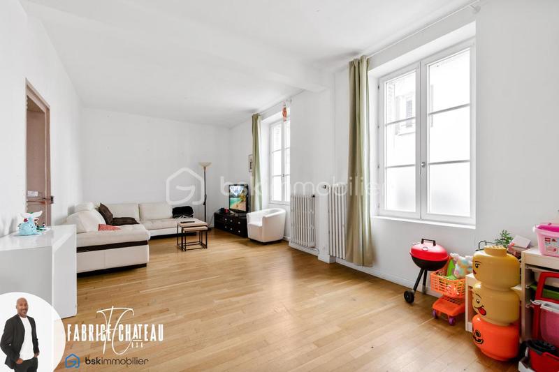 Maison - 200 m² - 8 pièces